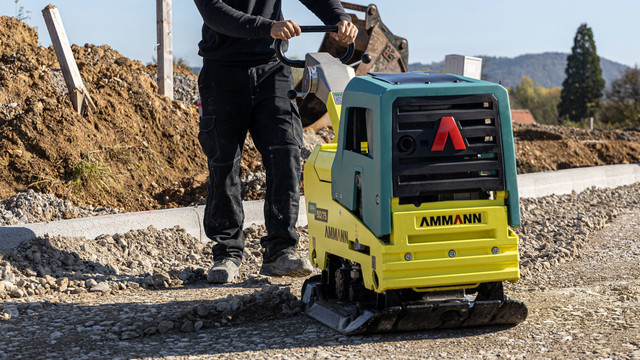 Ammann-Aph5075-Boehrer-Baumaschinen-03